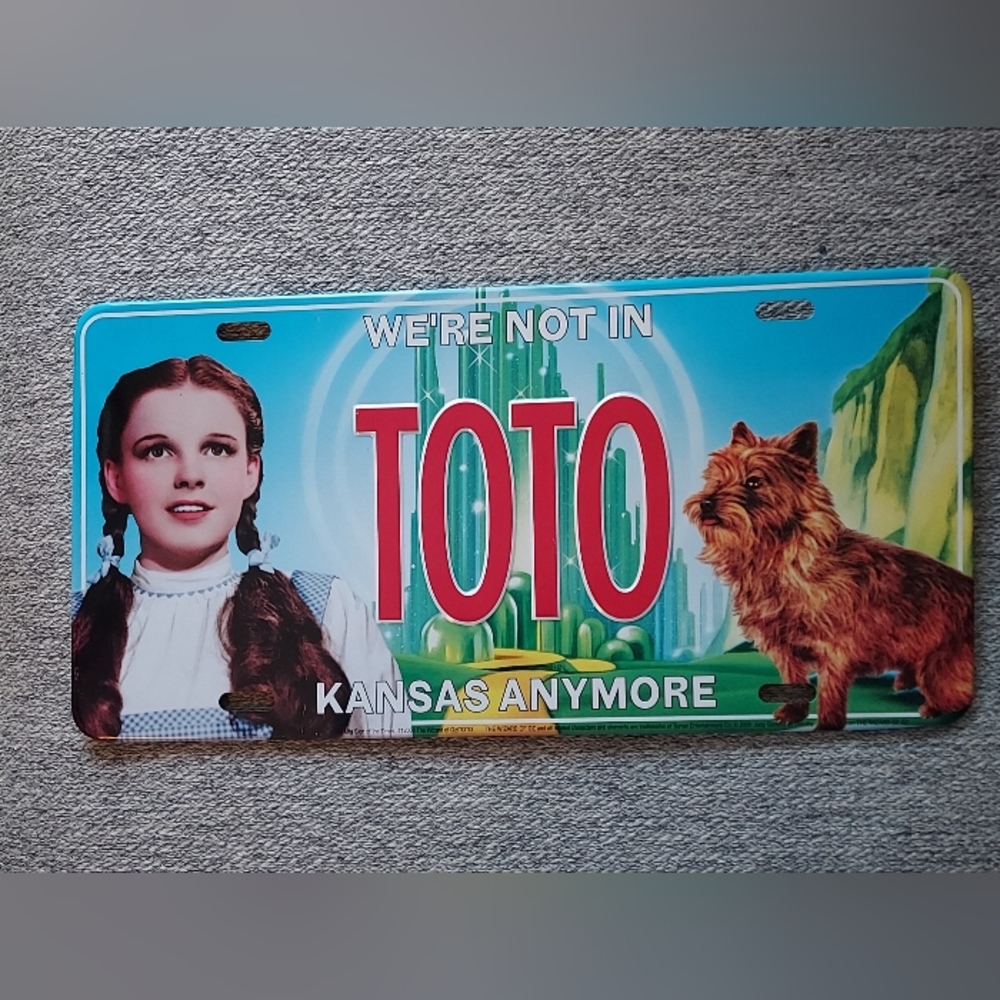 Novelty Dorthy & TOTO License Plate Magnetic Back